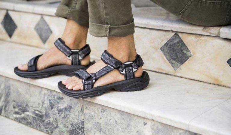 are tevas better than chacos