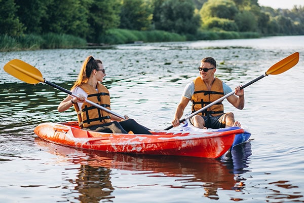 kayaking with pfds