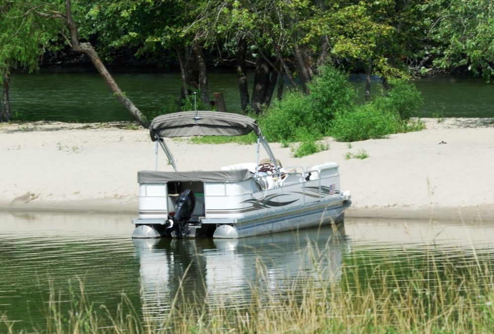 Are You Allowed To Ski Behind A Pontoon Boat