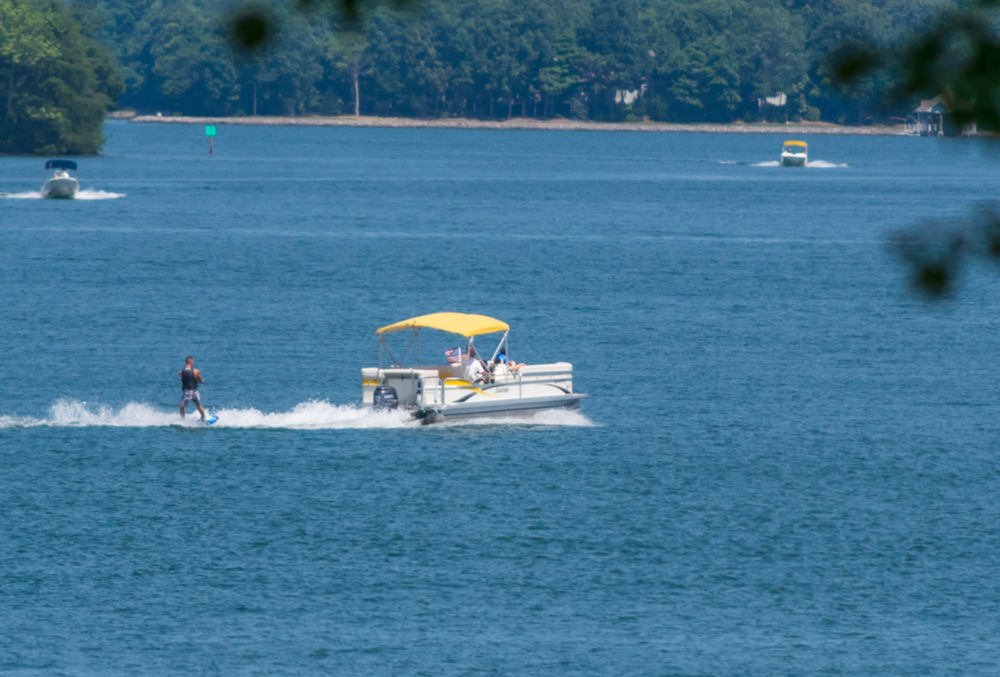 Are You Allowed To Ski Behind A Pontoon Boat