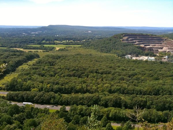 Mattabesett Trail