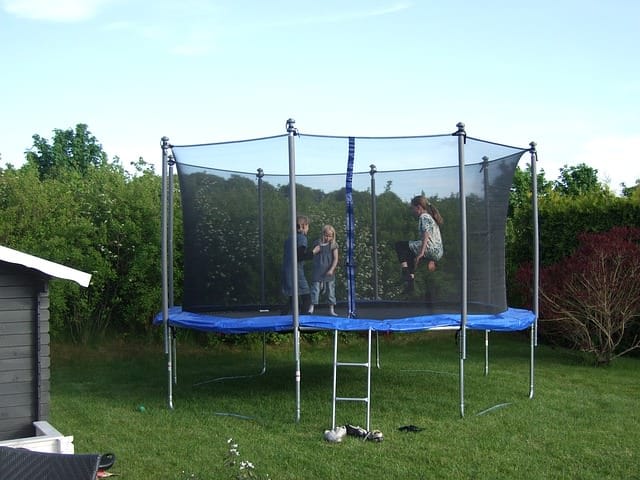 kids on trampoline