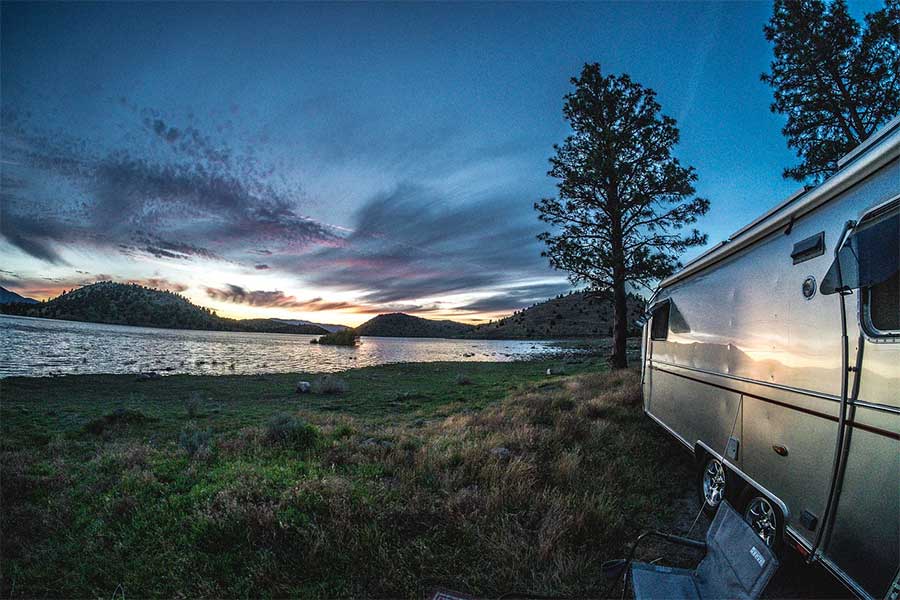 6 Best Waterfront RV Campgrounds For Amazing Scenery